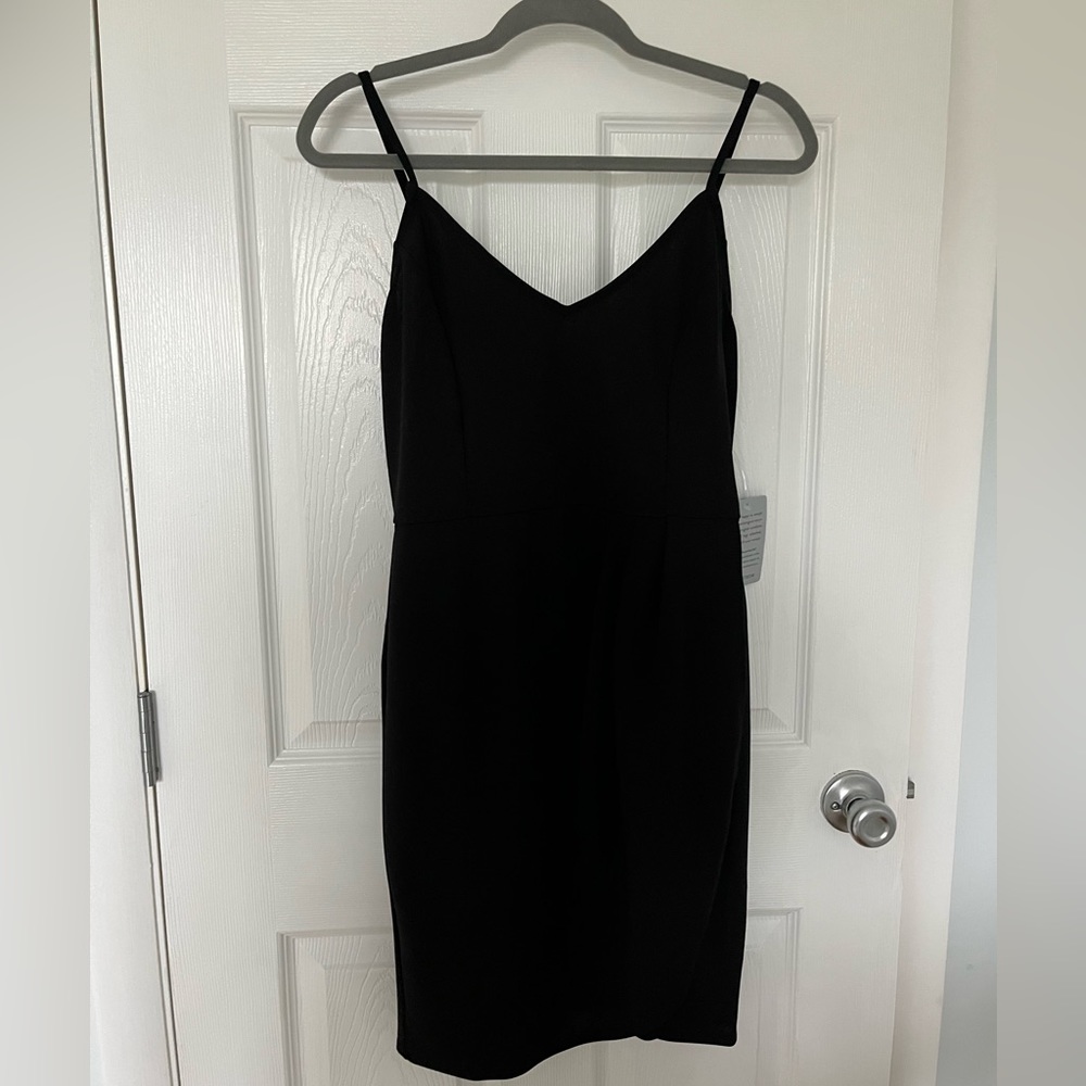 NWT Bebe Tulip Hem Scuba Knit Dress